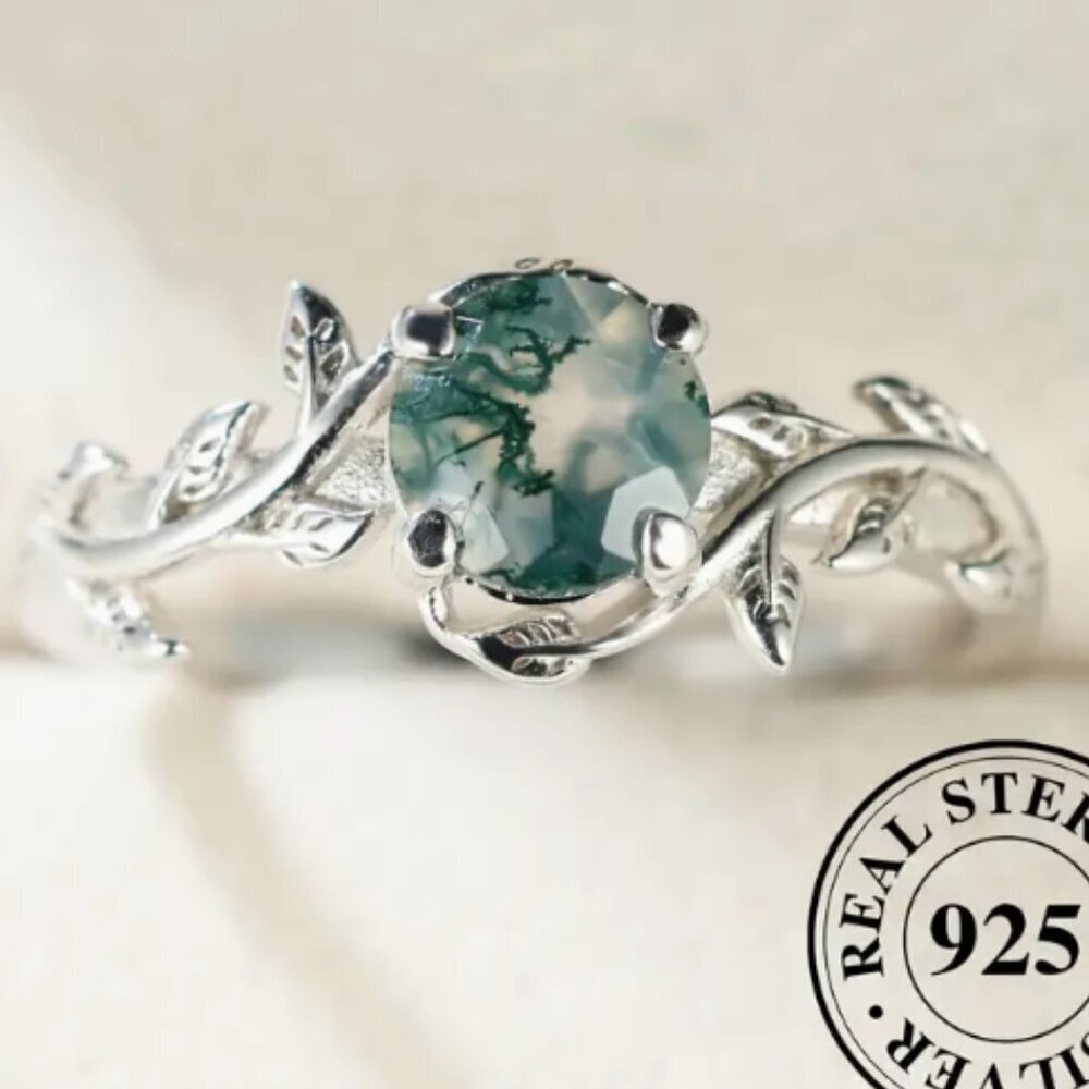 925 Moss Agate Stone and Sterling Silver ring - new in box - Size 6